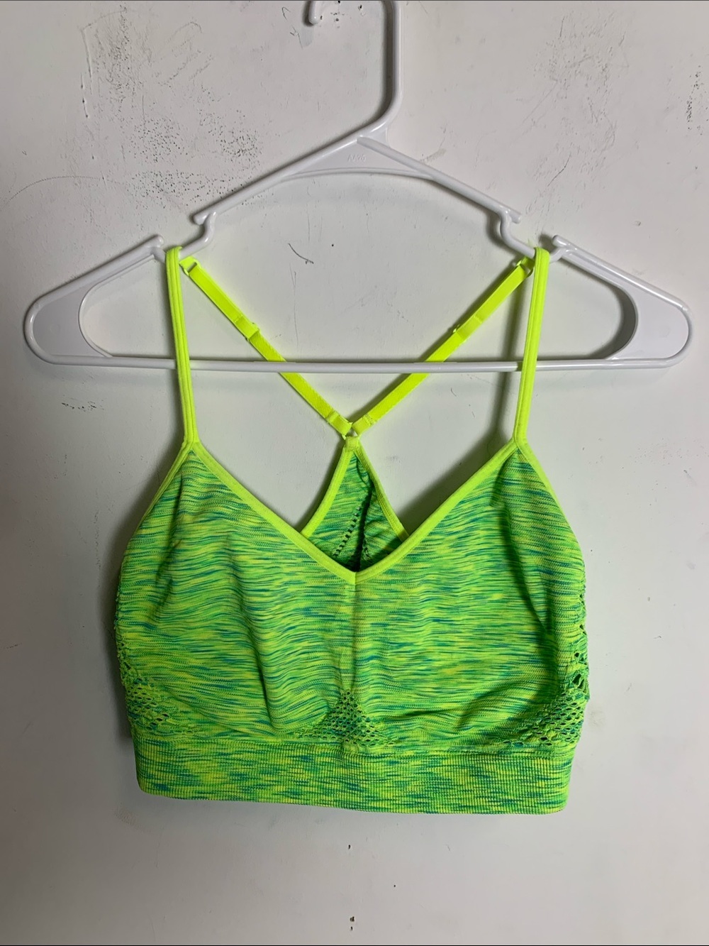 PINK Victoria's Secret Neon Lime Seamless Strappy Sports Bralette